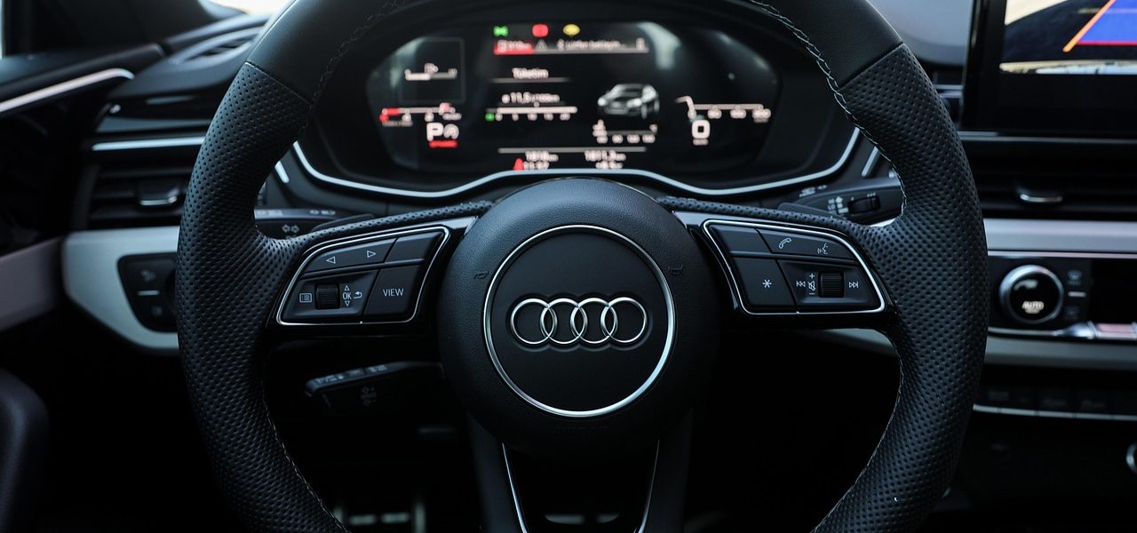 Audi Q7v2 features illustration for 2024 AudiQ7 v2: Latest Features & Performance