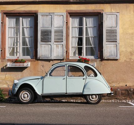 Renault Fluence v157 illustration for Renault Fluence v1.57Specifications & Review Guide